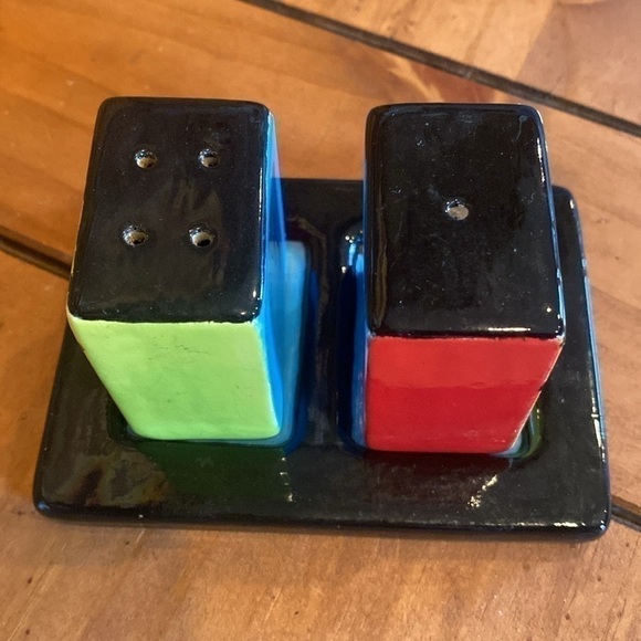 Vintage Ceramic Salt & Pepper Shakers Retro Blue Yellow Green Black Rectangular - Picture 8 of 12